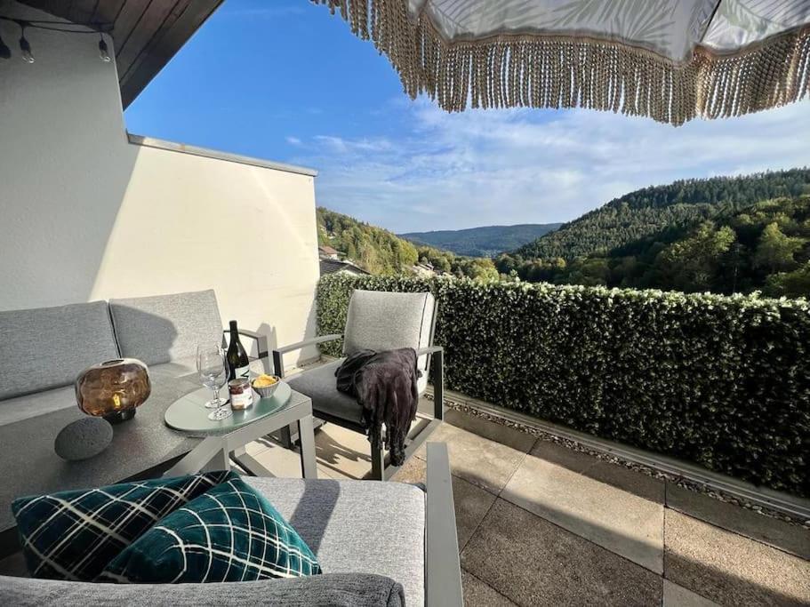Апартаменты Wohnen Im Schwarzwald Mit Panoramablick Бад-Херренальб Экстерьер фото